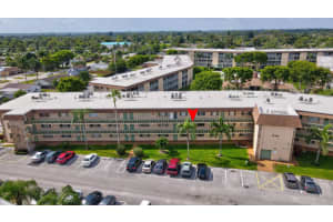 700 Village Green Ct h 208, Palm Springs, FL 33461, Sold 06/03/22