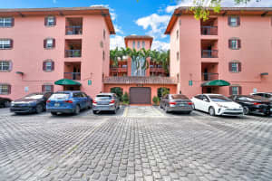 680 Tennis Club Dr APT 110, Fort Lauderdale, FL 33311, Sold 06/22/22