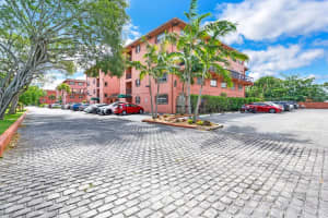 680 Tennis Club Dr APT 110, Fort Lauderdale, FL 33311, Sold 06/22/22