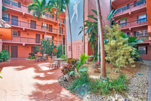 680 Tennis Club Dr APT 110, Fort Lauderdale, FL 33311, Sold 06/22/22