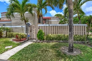 4085 Village Dr b, Delray Beach, FL 33445, Sold 06/13/22
