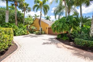 2155 Greenview Cove Dr, Wellington, FL 33414, Sold 02/15/23