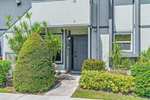 8227 SE Croft Cir #1, Hobe Sound, FL 33455, Sold 05/27/22