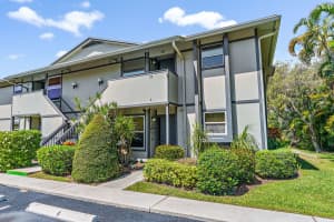 8227 SE Croft Cir #1, Hobe Sound, FL 33455, Sold 05/27/22