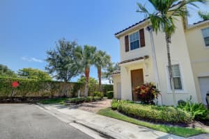 484 Lauren Pine Pl, Boynton Beach, FL 33435, Sold 06/14/22
