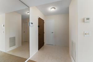 336 Golfview Rd APT 403, North Palm Beach, FL 33408, Sold 09/26/22