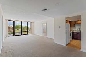 336 Golfview Rd APT 403, North Palm Beach, FL 33408, Sold 09/26/22