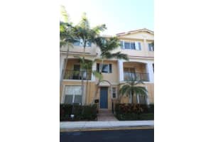 2917 S Greenleaf Cir, Boynton Beach, FL 33426, Sold 06/10/22