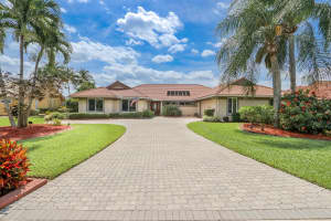 8921 SE Marina Bay Dr, Hobe Sound, FL 33455, Sold 06/10/22