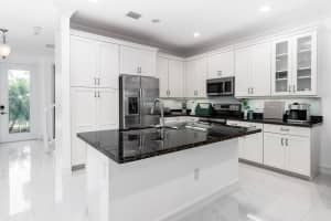 8092 Lemon Serpentine Ln, Delray Beach, FL 33446, Sold 11/07/22