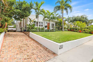 833 Biscayne Dr, West Palm Beach, FL 33401, Sold 10/21/22