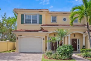 564 Marbella Dr, North Palm Beach, FL 33403, Sold 06/15/22