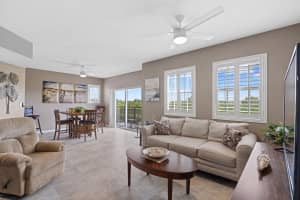 4190 Gator Greens Way UNIT 33, Fort Pierce, FL 34982, Sold 05/25/22