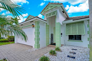 8711 Tally Ho Ln, Royal Palm Beach, FL 33411, Sold 06/29/22