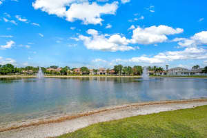 8711 Tally Ho Ln, Royal Palm Beach, FL 33411, Sold 06/29/22