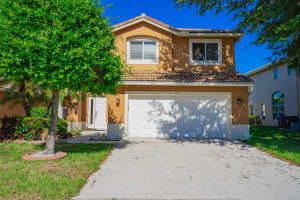 6257 Willoughby Cir, Lake Worth, FL 33463, Sold 06/17/22