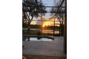 408 NW Stratford Ln, Port St. Lucie, FL 34983, Sold 06/02/22