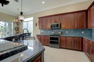 408 NW Stratford Ln, Port St. Lucie, FL 34983, Sold 06/02/22