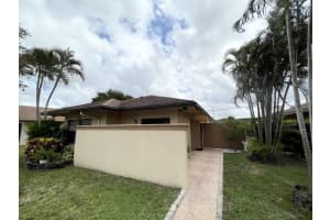 5262 Robbie Ct, West Palm Beach, FL 33415, Sold 06/08/22