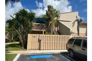 614 Executive Center Dr APT 208, West Palm Beach, FL 33401, Sold 06/28/22