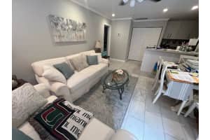614 Executive Center Dr APT 208, West Palm Beach, FL 33401, Sold 06/28/22