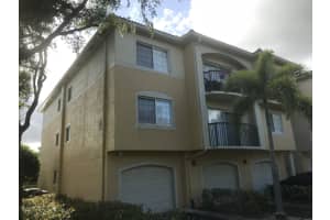 600 Crestwood Ct N APT 608, Royal Palm Beach, FL 33411, Sold 07/14/22