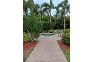 10306 Fox Trail Rd S APT 901, West Palm Beach, FL 33411, Sold 06/27/22