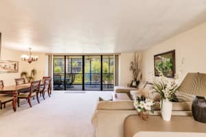 1401  Middle Gulf Drive   202 Sanibel, FL 33957 Sold 05/19/22