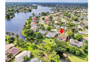 1016 Lake Breeze Dr, Wellington, FL 33414, Sold 06/08/22