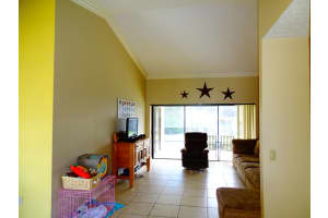2057 Amesbury Circle, Wellington, Florida 33414