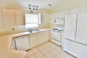 1652 Oak Berry Cir, Wellington, FL 33414, Sold 07/01/22