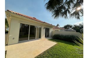 4607 Hammock Cir, Delray Beach, FL 33445, Sold 06/13/22
