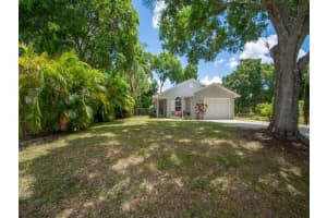 1166 37th Ave, Vero Beach, FL 32960, Sold 06/14/22