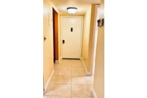 8120 SW 24th St APT 308, North Lauderdale, FL 33068, Sold 06/09/22
