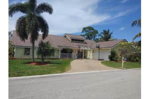 10440 SE Jupiter Narrows Drive, Hobe Sound, FL 33455 Sold 08/26/22