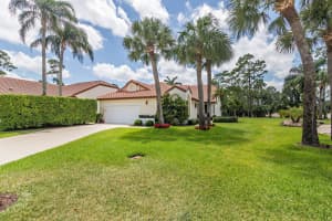 E Fairway Terrace, West Palm Beach, FL 33411, Sold 08/01/22