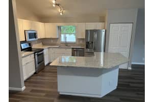 128 Sunflower Cir, Royal Palm Beach, FL 33411, Sold 06/01/22