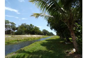 1337 NW 7th St, Boca Raton, FL 33486, Sold 08/16/22