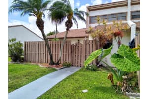 1976 Monks Ct, West Palm Beach, FL 33415, Sold 06/27/22