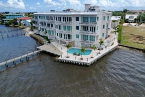 53 SE Seminole St, Stuart, FL 34994, Sold 01/06/23