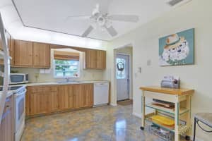 Lake Worth, FL 33467, Sold 06/29/22