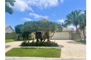 2188 NW 8th St, Boca Raton, FL 33486, Sold 06/09/22