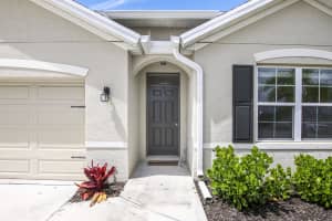 3250 Rockport St SW, Vero Beach, FL 32968, Sold 07/08/22