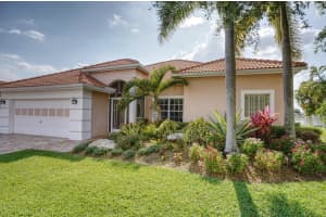 3401 Thoroughbred Run, Wellington, FL 33449, Sold 06/06/22