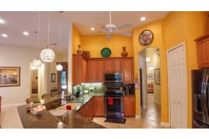 450 NW Dover Ct, Port St. Lucie, FL 34983, Sold 07/20/22