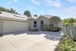 966 Bear Island Cir, West Palm Beach, FL 33409, Sold 07/13/22