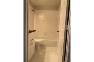 982 Summit Lake Dr #982, West Palm Beach, FL 33406, Sold 06/13/22