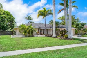13892 Ishnala Cir, Wellington, FL 33414, Sold 06/03/22