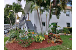 2950 SE Ocean Blvd Apt 2-6, Stuart, FL 34996, Sold 07/08/22