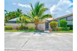 5312 Eagle Lake Dr, Palm Beach Gardens, FL 33418, Sold 06/08/22